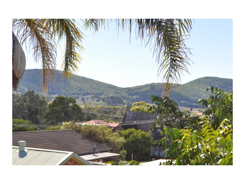 6  Skye Cres, Forster NSW 2428