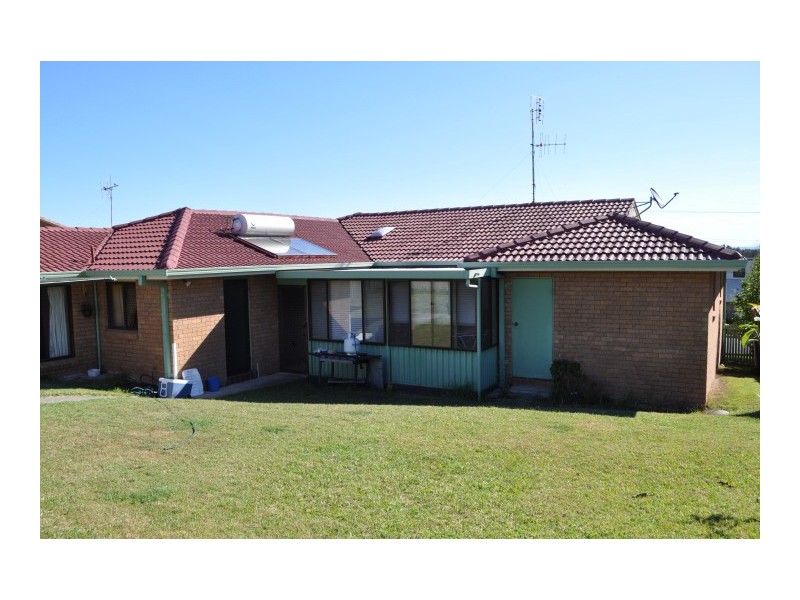 12 CARRIBEAN AVENUE, Forster NSW 2428