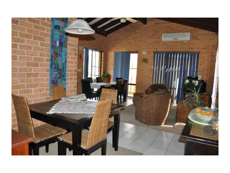 11 Sunset Avenue, Forster NSW 2428