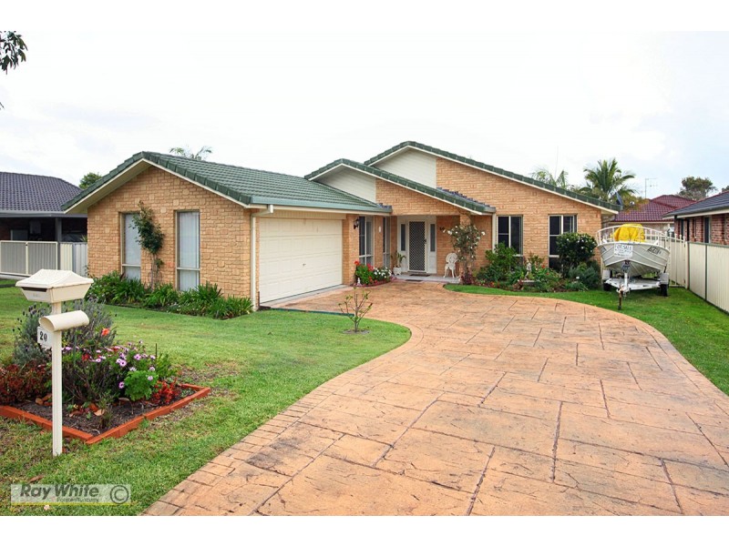 20 Hesper Drive, Forster NSW 2428
