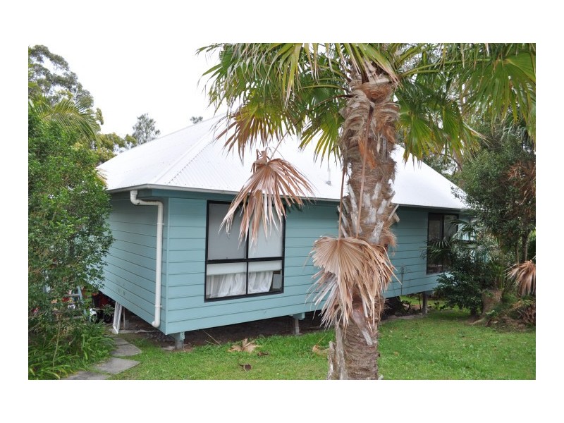 35a  Jacaranda Ave, Elizabeth Beach NSW 2428