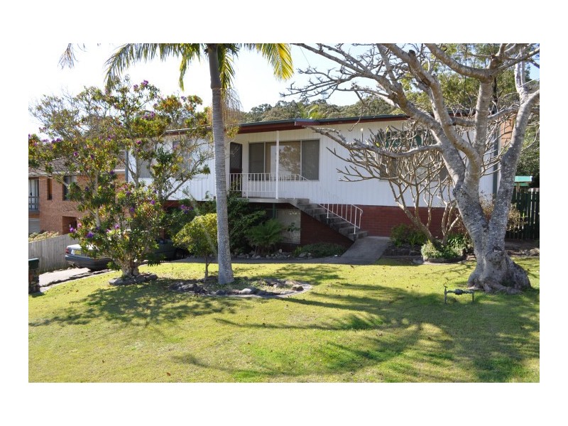 44 Surfview Avenue, Forster NSW 2428