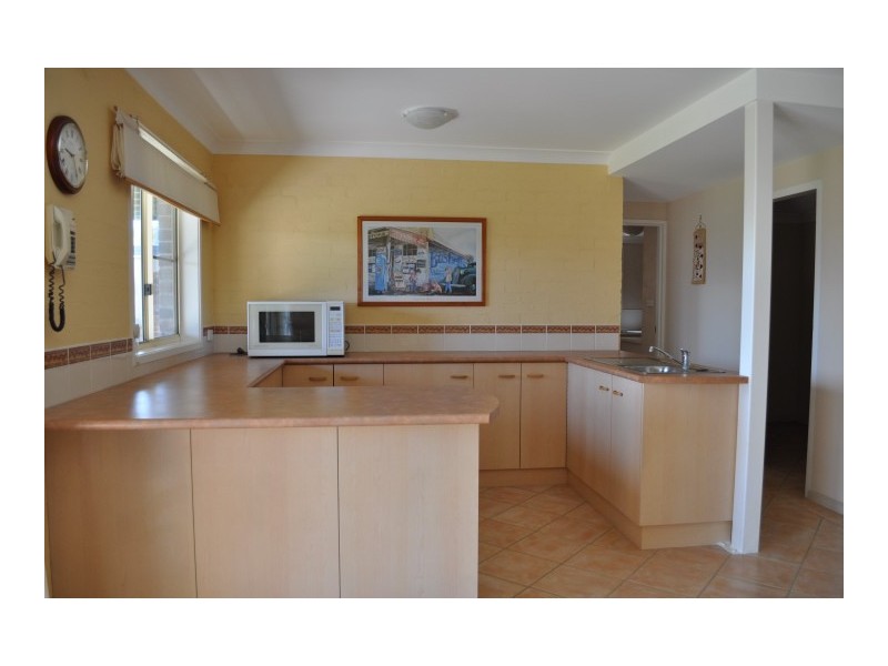 3 Curlew Close, Forster NSW 2428