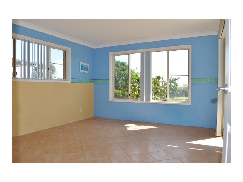 3 Curlew Close, Forster NSW 2428