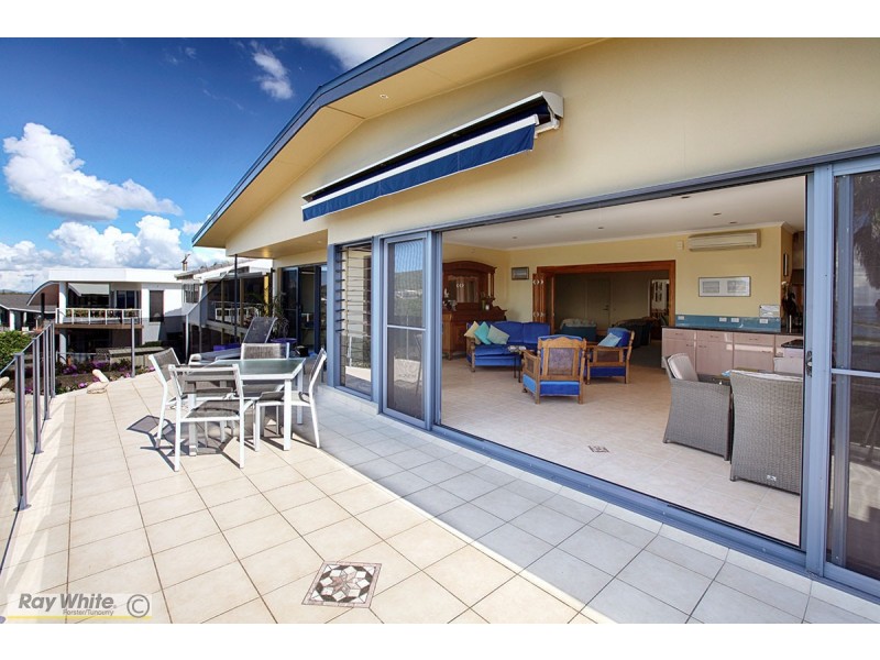 8 Lakeview Crescent, Forster NSW 2428