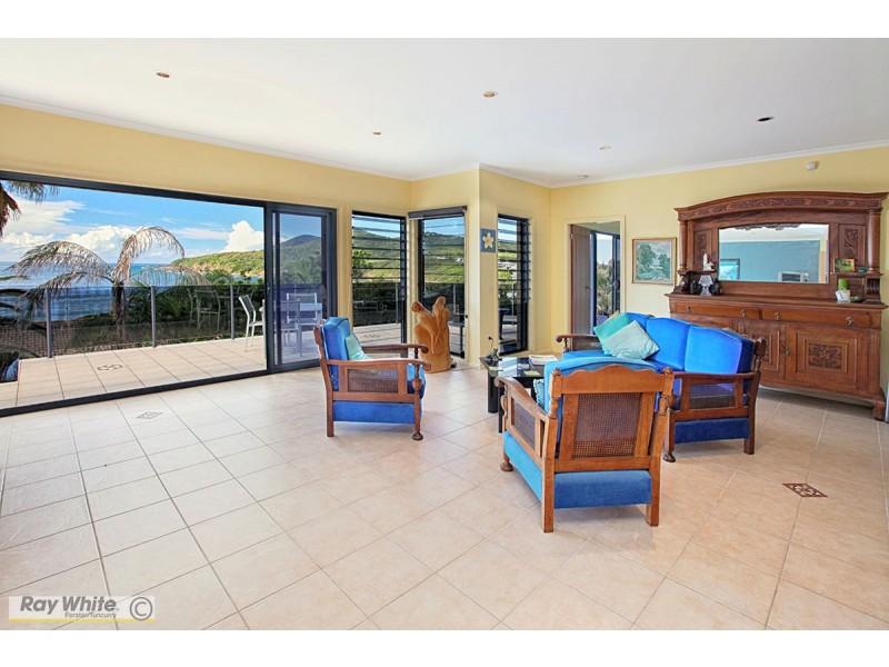 8 Lakeview Crescent, Forster NSW 2428