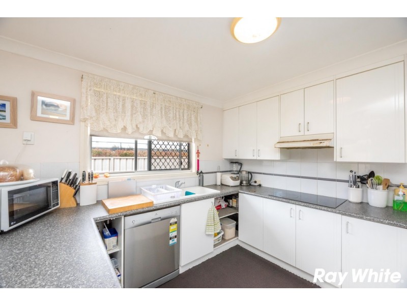 3/6 Cross Street, Forster NSW 2428