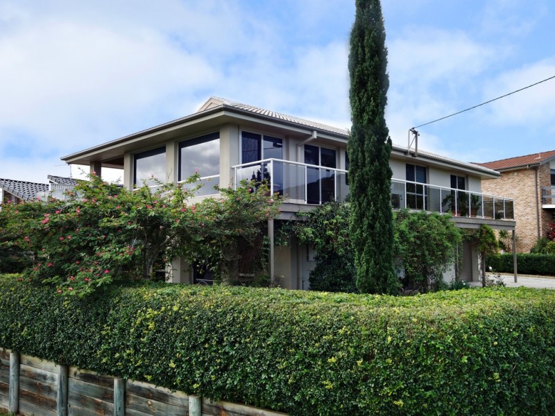 78 Lakeview Crescent, Forster NSW 2428