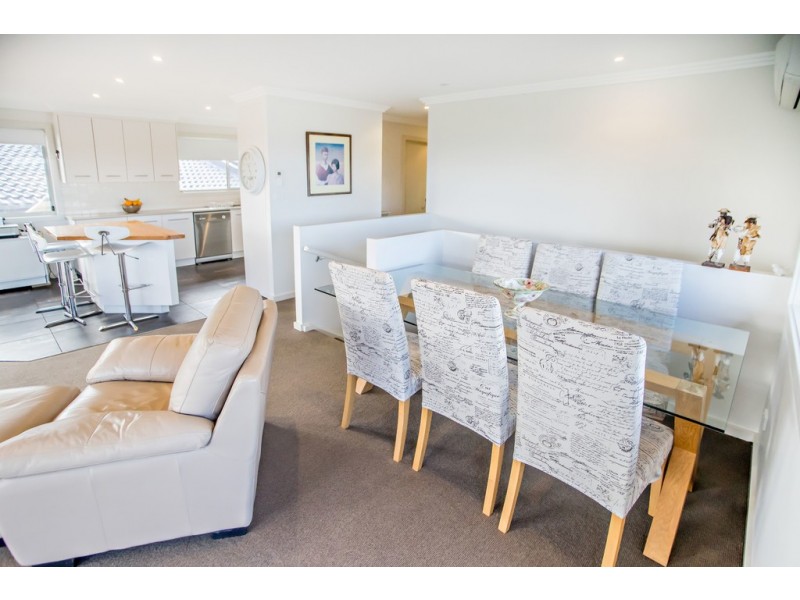 78 Lakeview Crescent, Forster NSW 2428