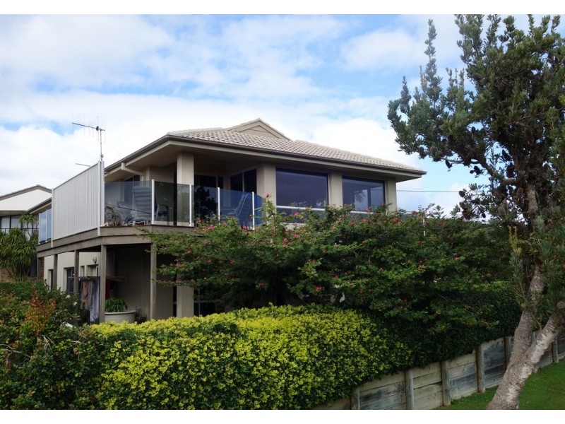 78 Lakeview Crescent, Forster NSW 2428