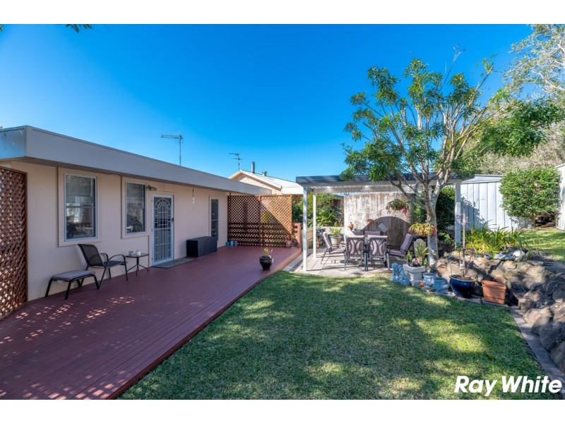 7 Seabreeze Parade, Green Point NSW 2428