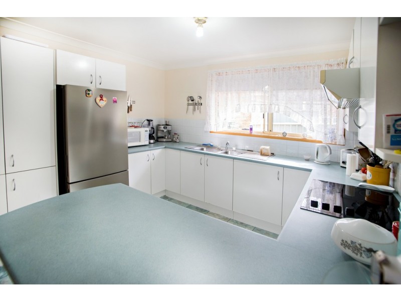 2/149 Kularoo Drive, Forster NSW 2428