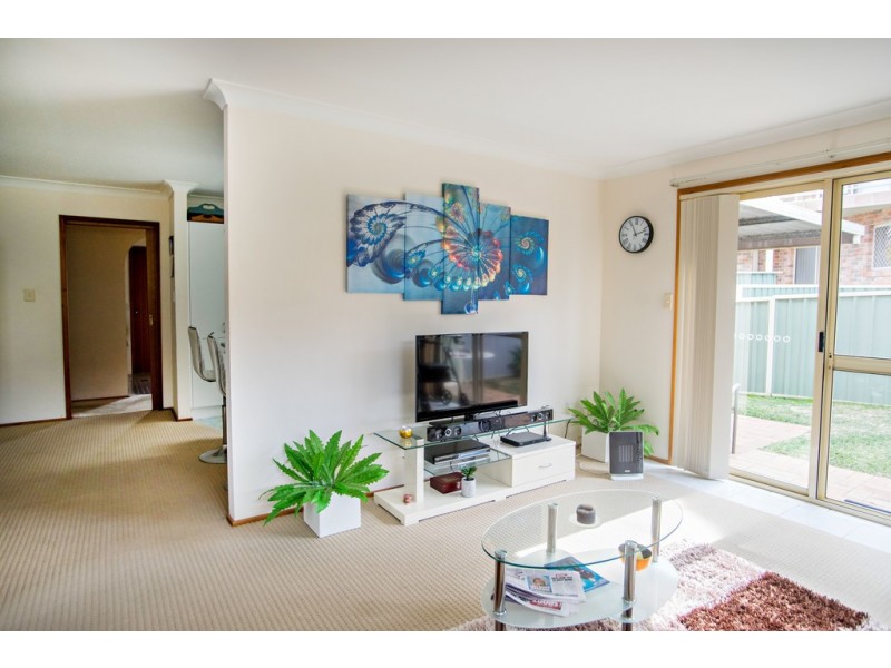 2/149 Kularoo Drive, Forster NSW 2428