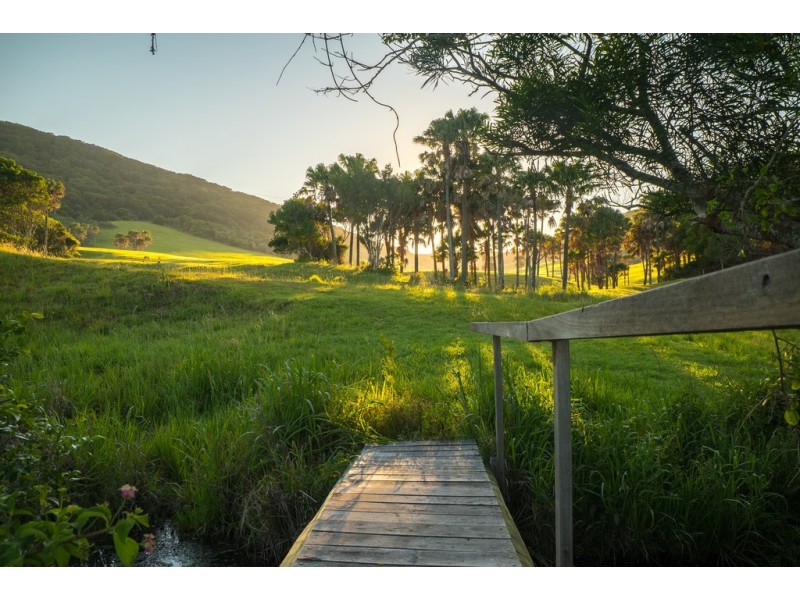 70 Carmona Drive, Forster NSW 2428