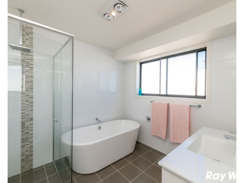 13 Isabella Parade, Forster NSW 2428