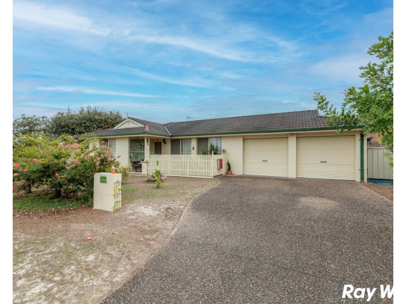 1 Erica Place, Tuncurry NSW 2428