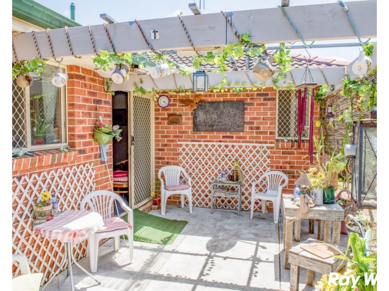 1 Erica Place, Tuncurry NSW 2428