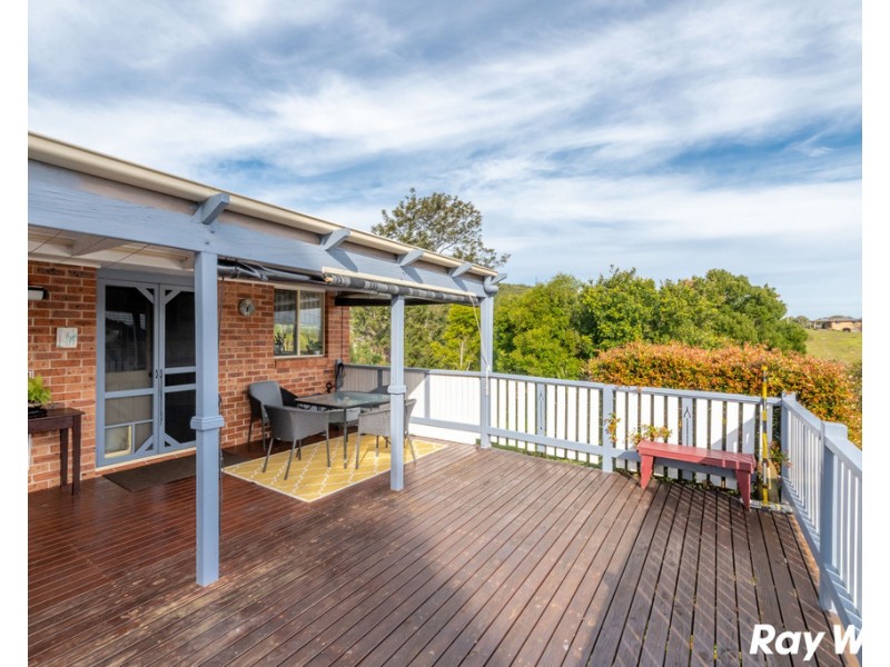 61 Lakeview Crescent, Forster NSW 2428