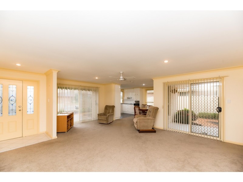 1/28 Amanda Crescent, Forster NSW 2428