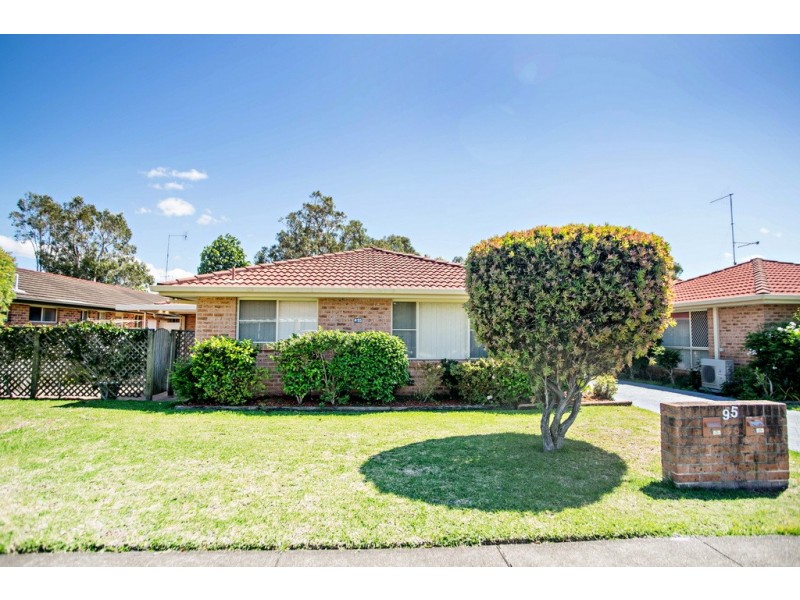 4/95 Hind Avenue, Forster NSW 2428