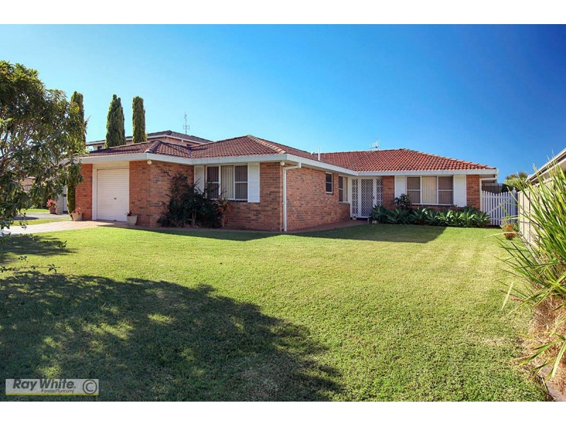 8 Sirius Keys, Forster NSW 2428