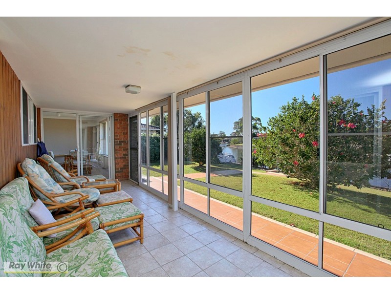 8 Sirius Keys, Forster NSW 2428