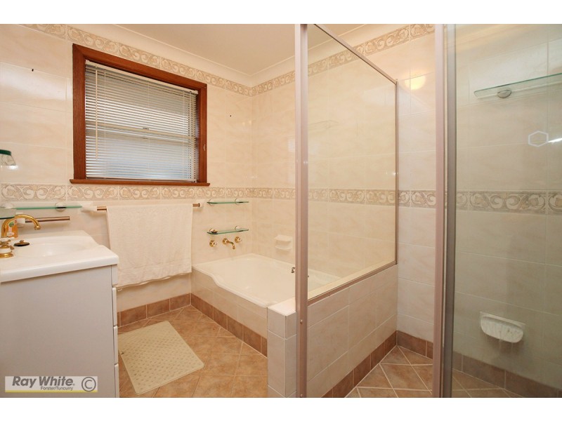 8 Sirius Keys, Forster NSW 2428