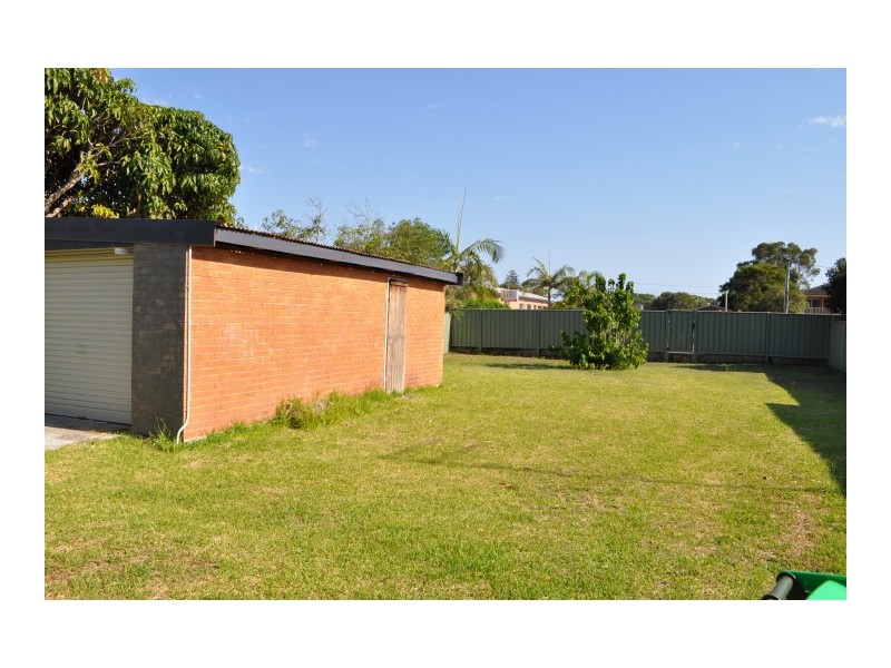 19 Townsend Street, Forster NSW 2428