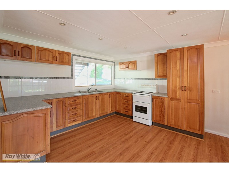 137 Greenpoint Drive, Green Point NSW 2428