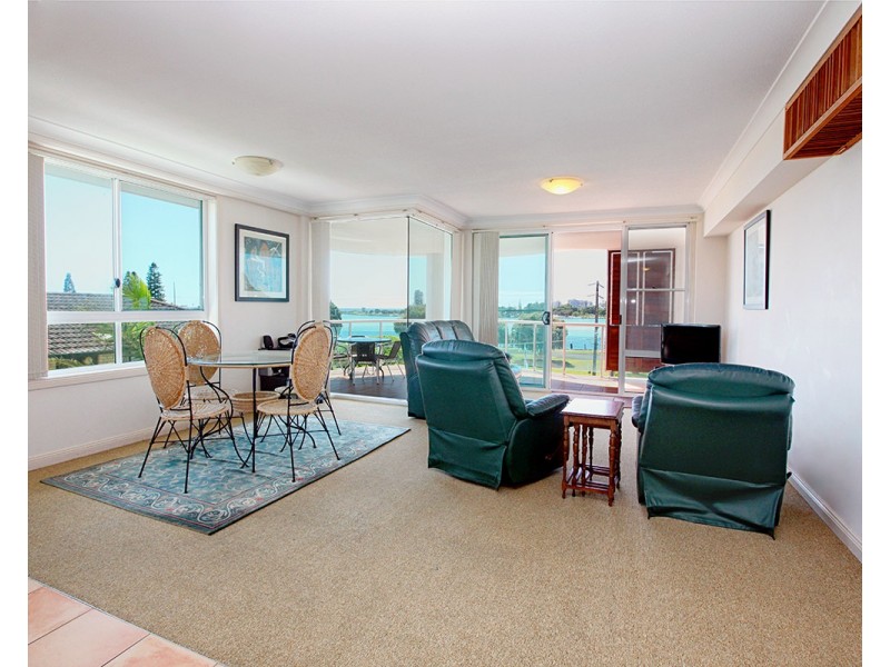 402/6-10 Manning Street, Tuncurry NSW 2428