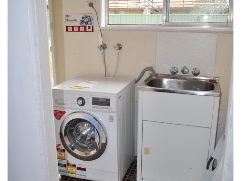 8 Maneela Street, Forster NSW 2428