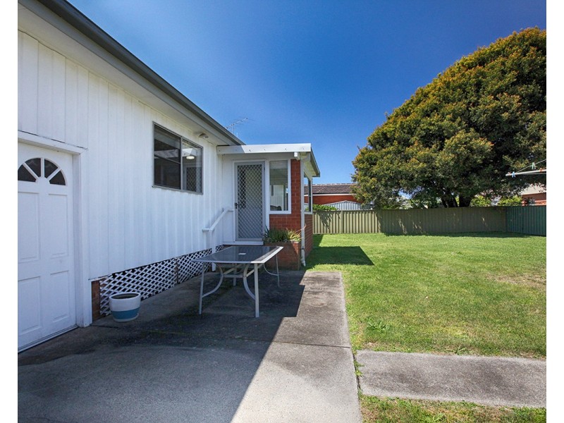 8 Maneela Street, Forster NSW 2428
