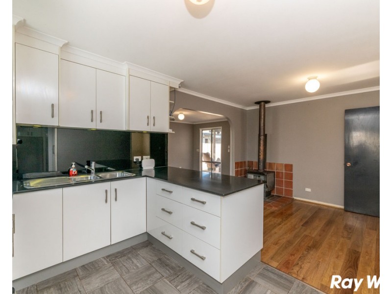 16 Douglas Avenue, Forster NSW 2428