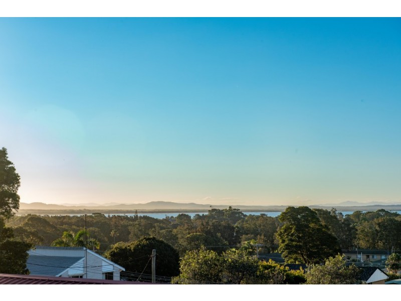 39 Boundary Street, Forster NSW 2428