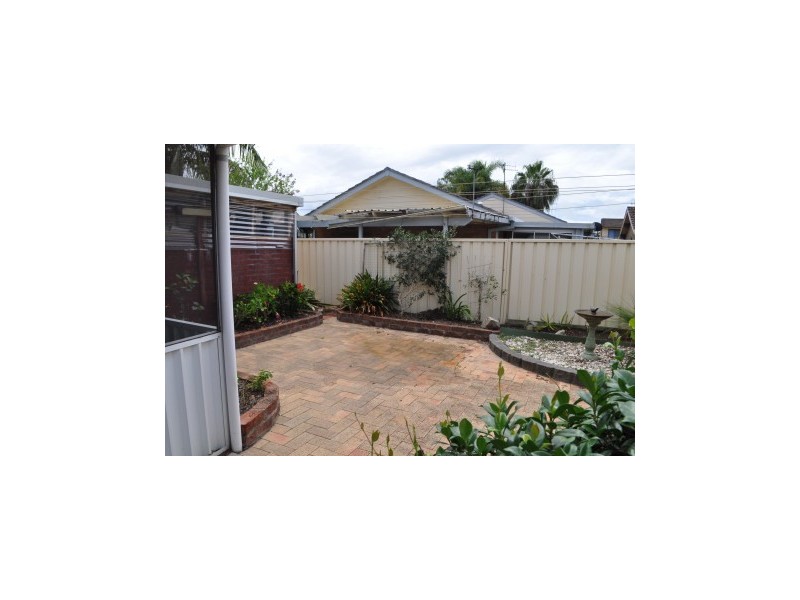 1 Royal Close, Forster NSW 2428