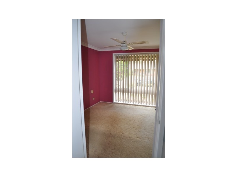 1 Royal Close, Forster NSW 2428