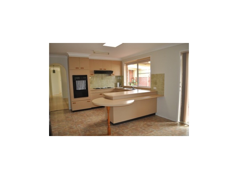 1 Royal Close, Forster NSW 2428