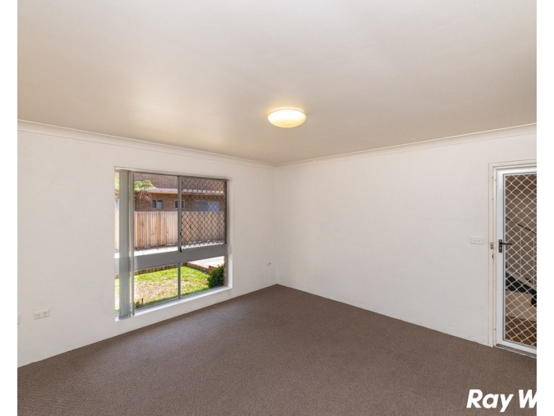 2/25 West Street, Forster NSW 2428