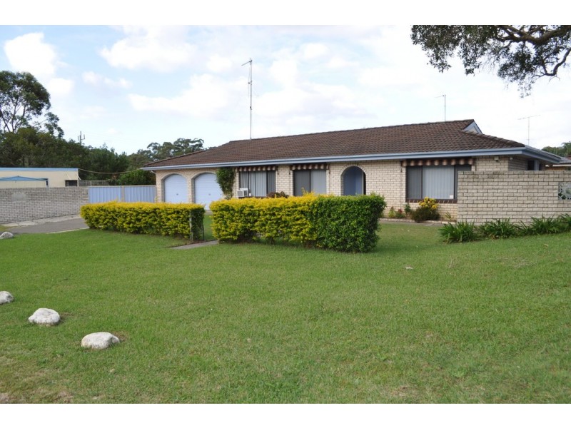 1 Marcella Street, Forster NSW 2428