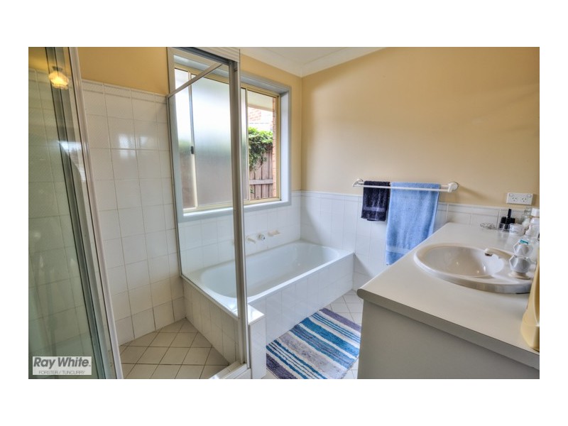 4/17 Gleneon Drive, Forster NSW 2428