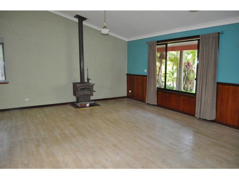 100 Green Point Drive, Green Point NSW 2428