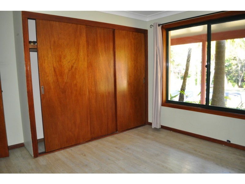 100 Green Point Drive, Green Point NSW 2428