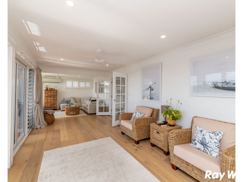18 Lakeview Crescent, Forster NSW 2428