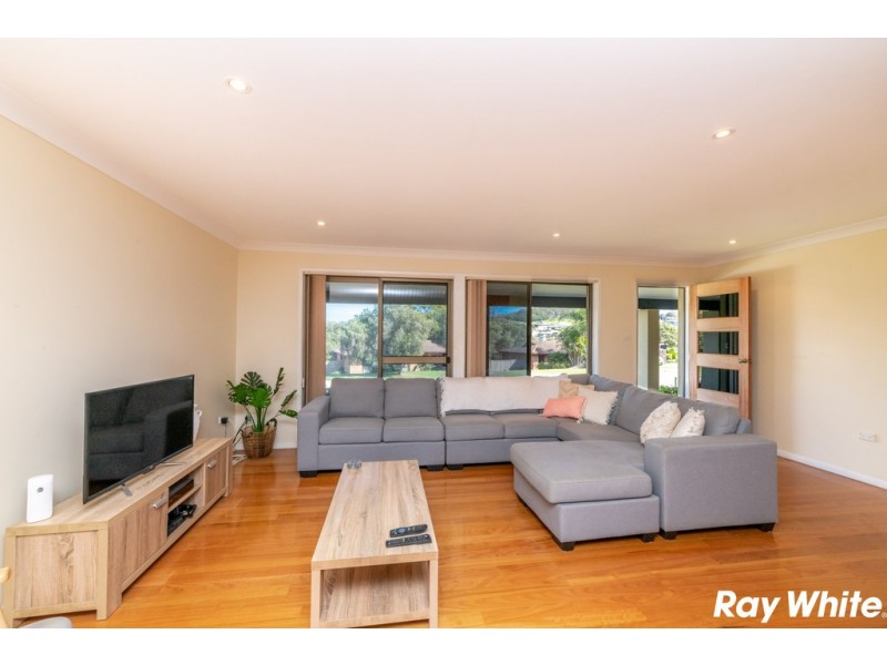 18 Minnibah Circuit, Forster NSW 2428