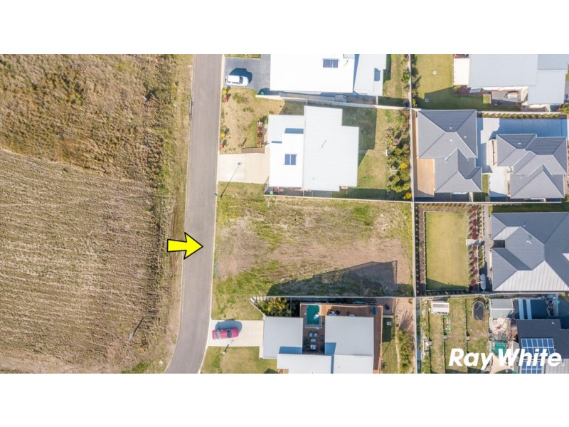 9 Narran Close, Forster NSW 2428