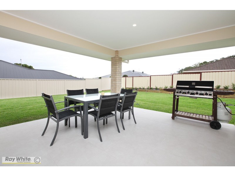 13 Meadows Close, Hallidays Point NSW 2430