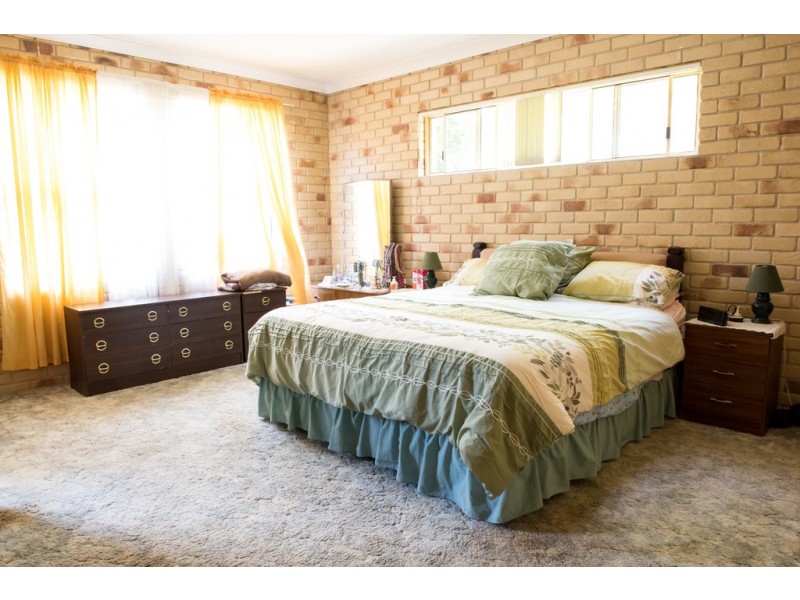 17 Zamia Place, Forster NSW 2428