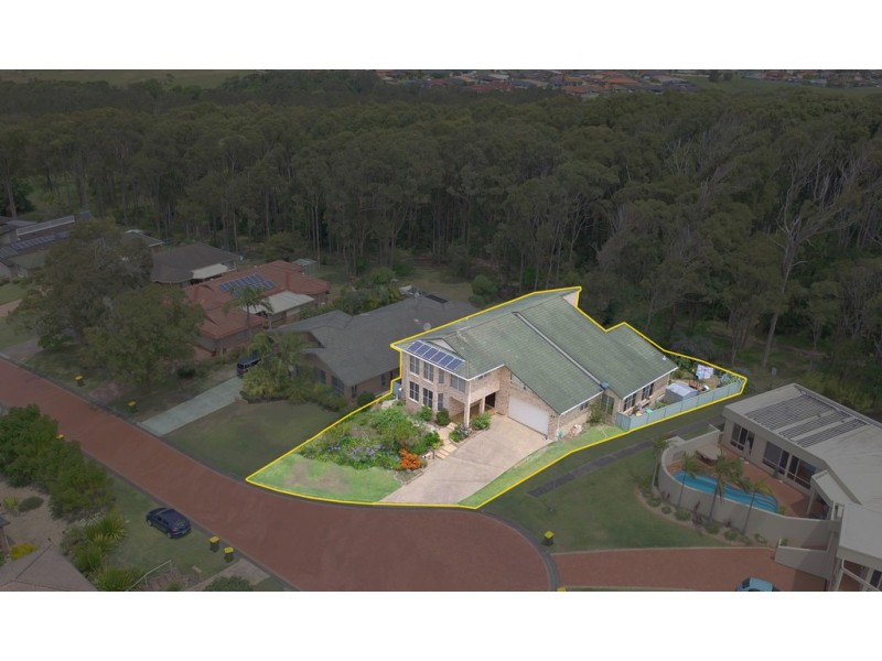 17 Zamia Place, Forster NSW 2428