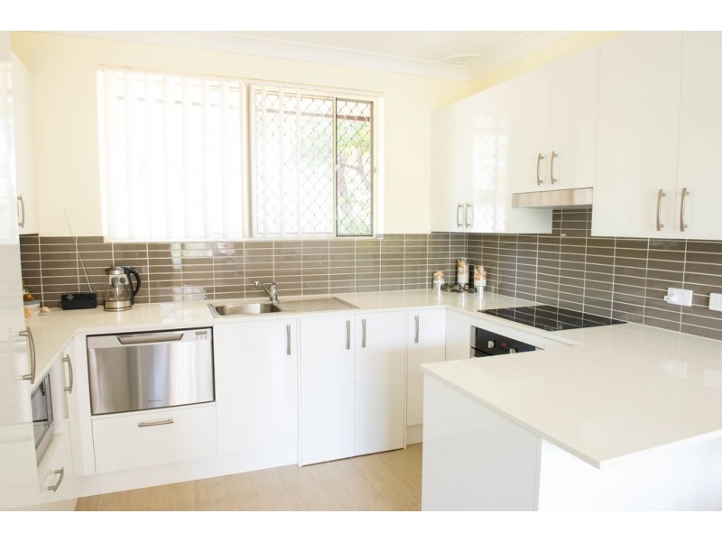 10/27 Wallis Street, Forster NSW 2428