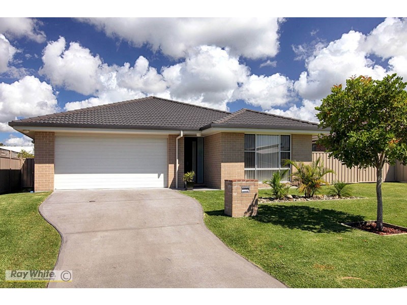 8 Massie Crescent, Tuncurry NSW 2428